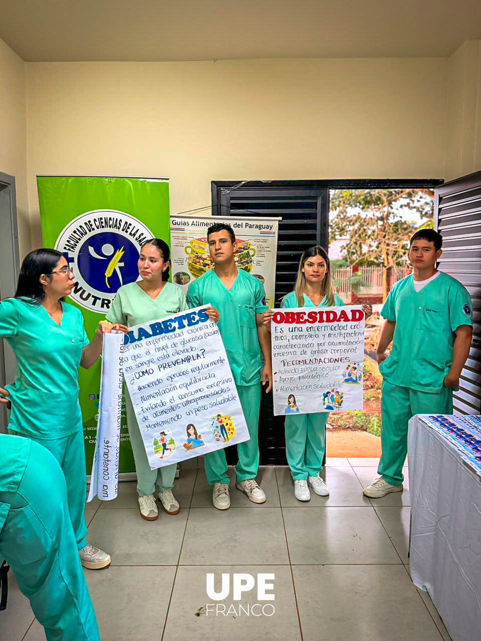 Estudiantes de Nutrición UPE realizan charla educativa en el Hospital Distrital de Presidente Franco